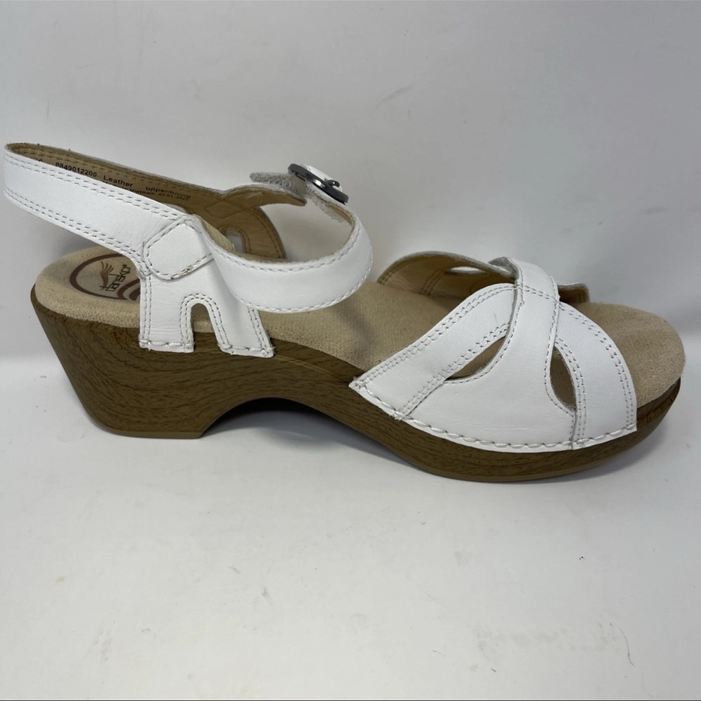 Dansko Season White Full Grain Leather Buckle Wedge Sandals Size 36 (5.5-6) EUC - Picture 8 of 11